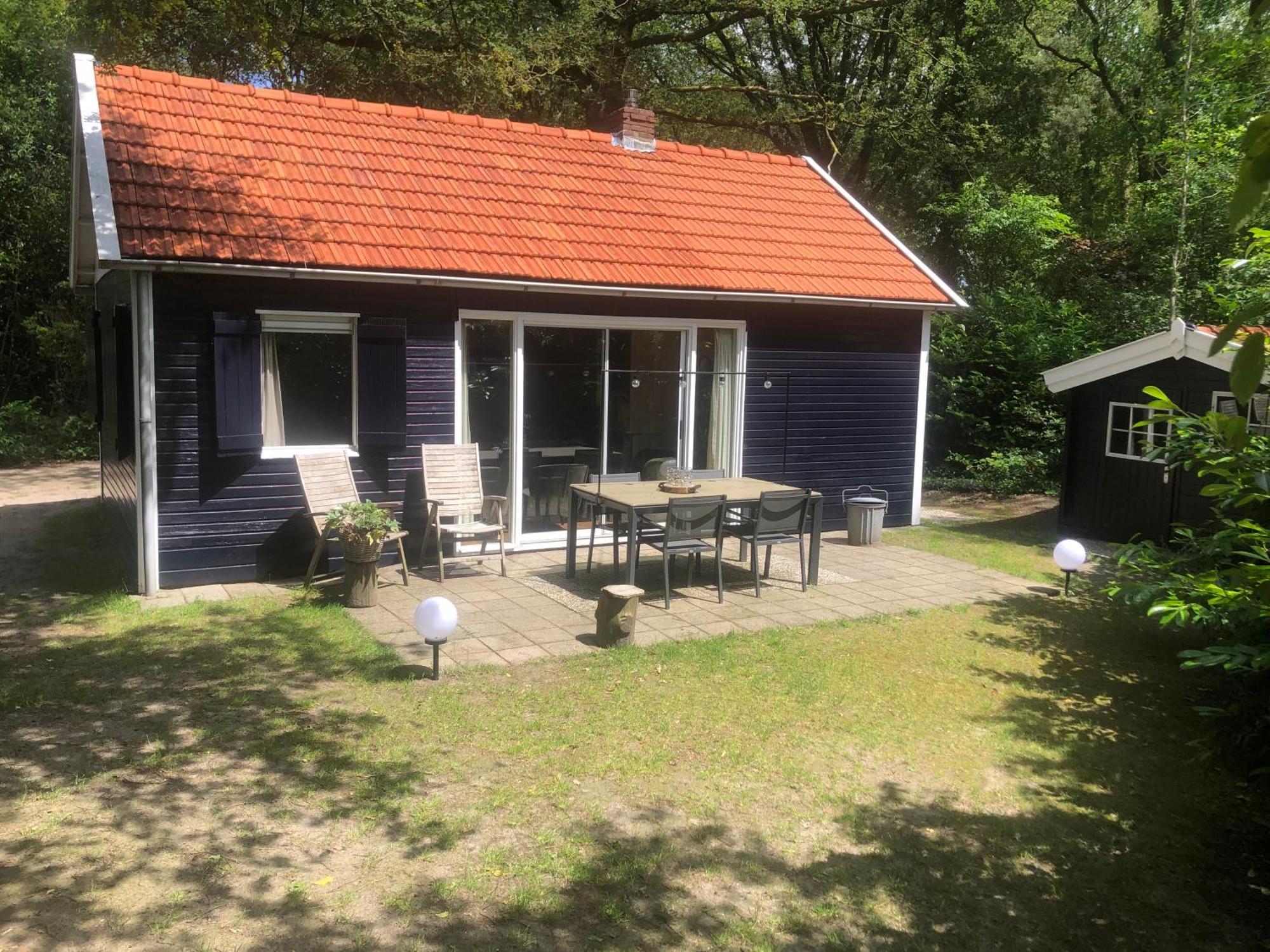 Vakantiehuis De Veldhoen Vrijgelegen Nabij De Rivier De Vecht Beerze Bagian luar foto